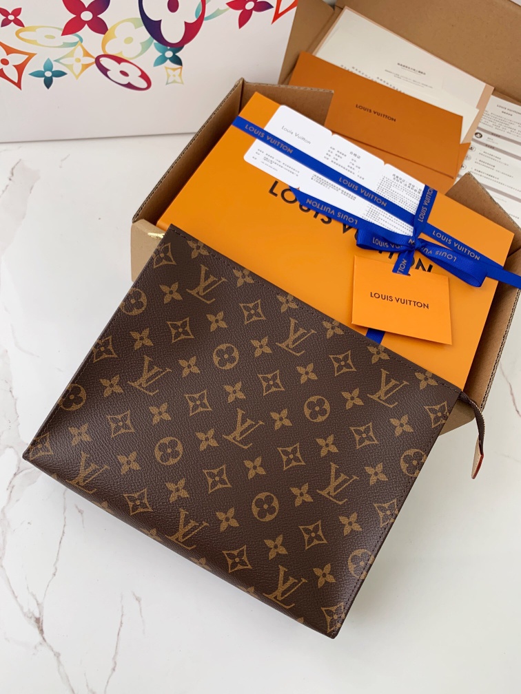 LV Clutch Bags